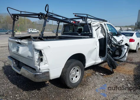 2018 Ram 1500 Tradesman 4X4 6'4 Box z USA, uszkodzony, nr VIN 1C6RR7FG4JS328304